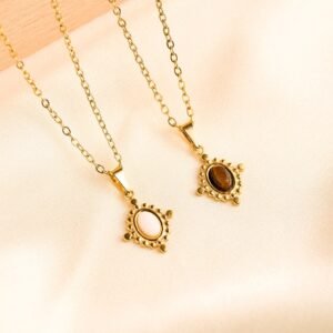 gd 261027 006 aureole ivoire oval necklace 1