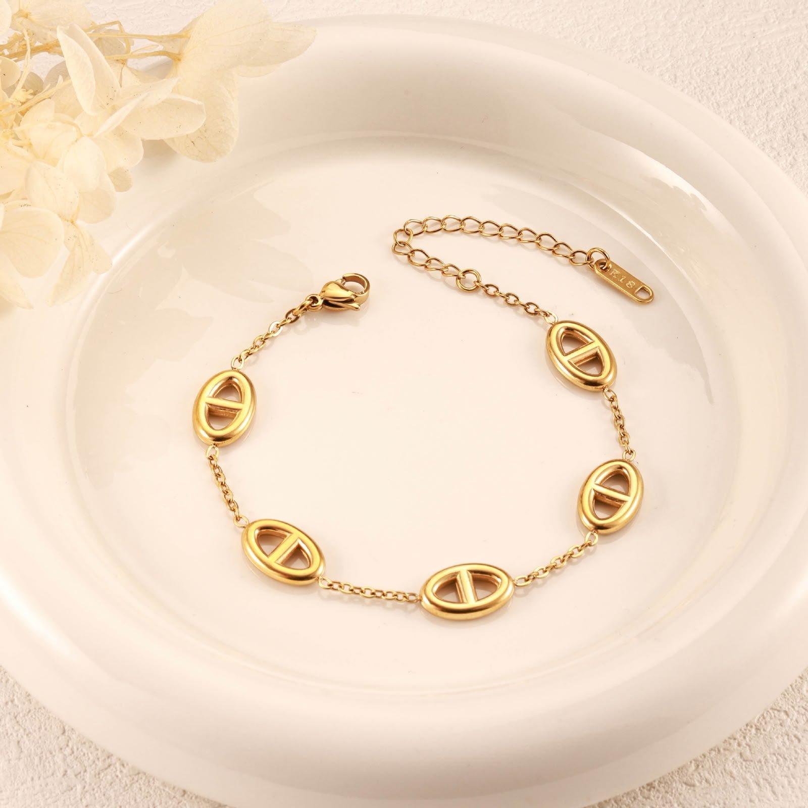 gd 261027 012 lien dore oval link bracelet 1 gd 261027 012 lien dore oval link bracelet 1